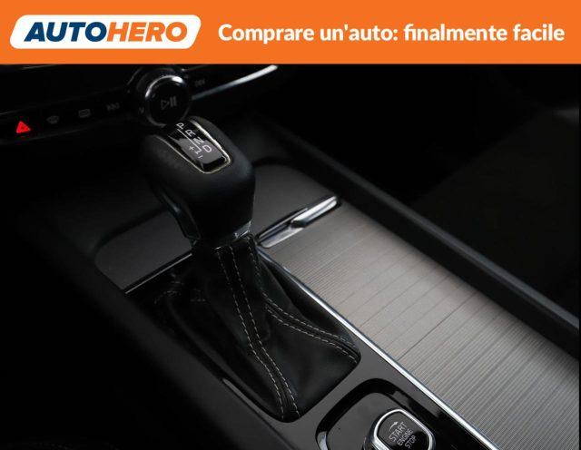 VOLVO XC60 D4 AWD R-design