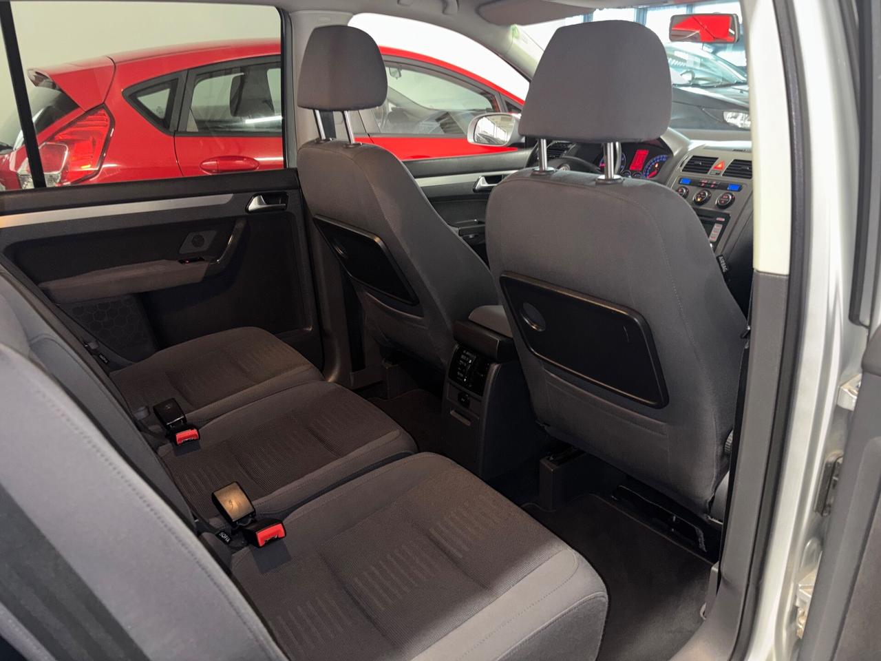 Volkswagen Touran 2.0 TDI | 7 POSTI |