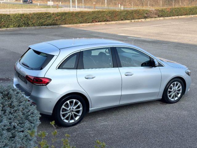 MERCEDES-BENZ B 180 d AUTOM SPORT PLUS *SERVICE MERCEDES*