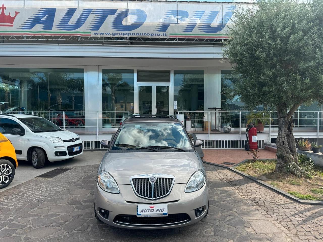 Lancia Ypsilon 1.2 Platino GPL TETTO APRIBILE SENSORI FULL