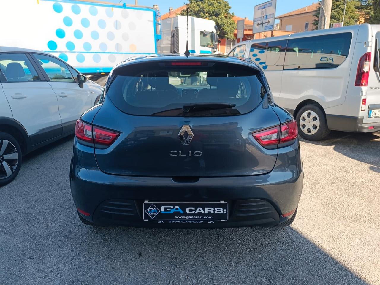 RENAULT CLIO LIFE EDITION 1.1 73 cv BENZINA