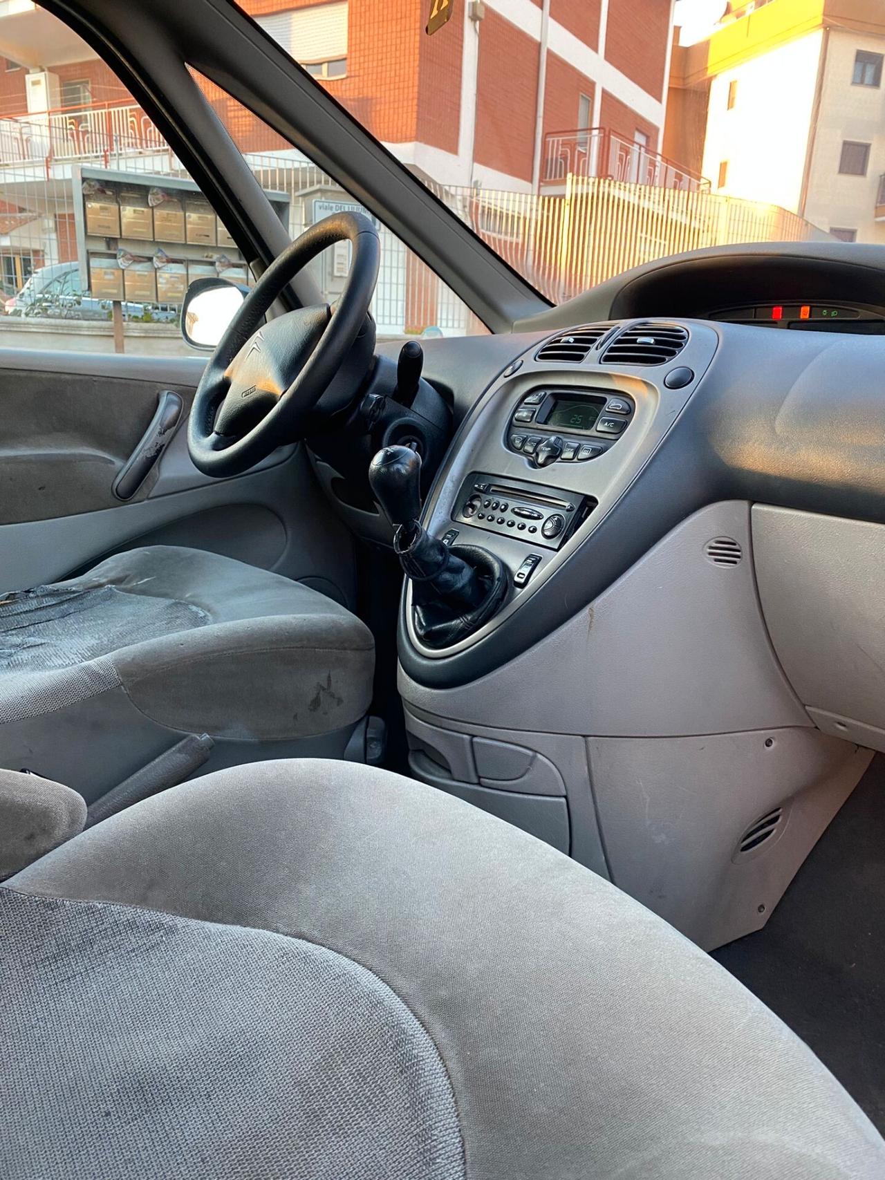 Citroen Xsara Picasso 2.0 HDi Chrono