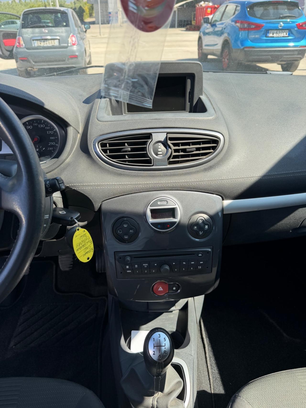 Renault Clio 1.2 16V 3 porte Dynamique