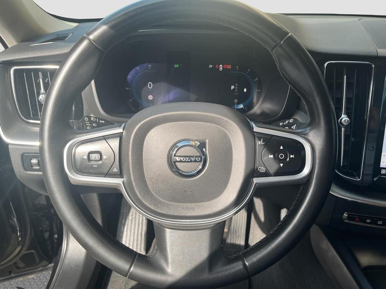 Volvo XC 60 XC60 B5 (d) AWD automatico Ultimate Dark 2022