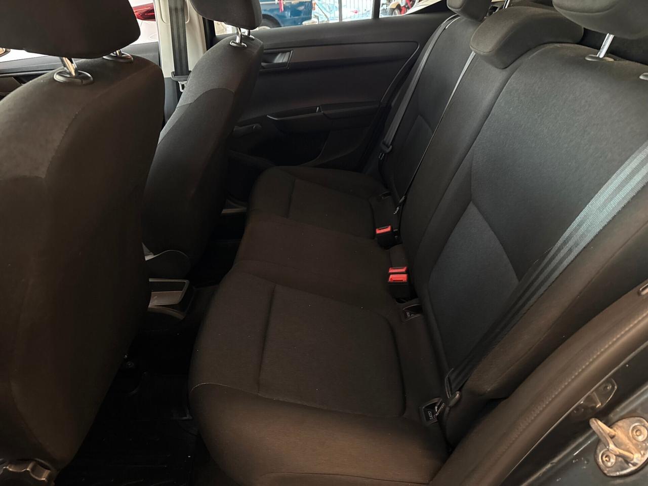 SKODA FABIA 1.0cc 60cv BENZINA NEOPATENTATI