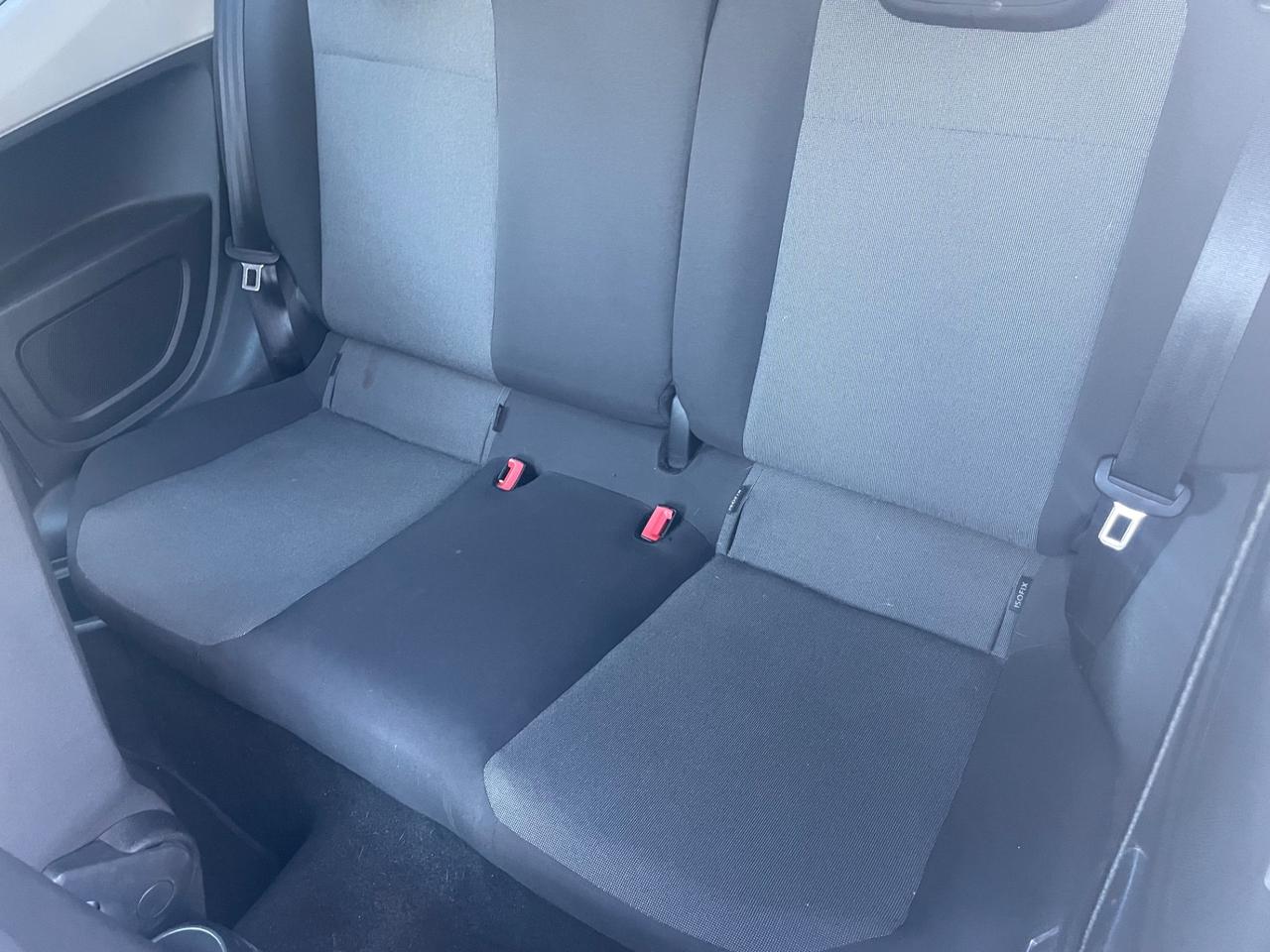 Volkswagen up! 1.0 75 CV 3p.*Neopatentati *Carchi*