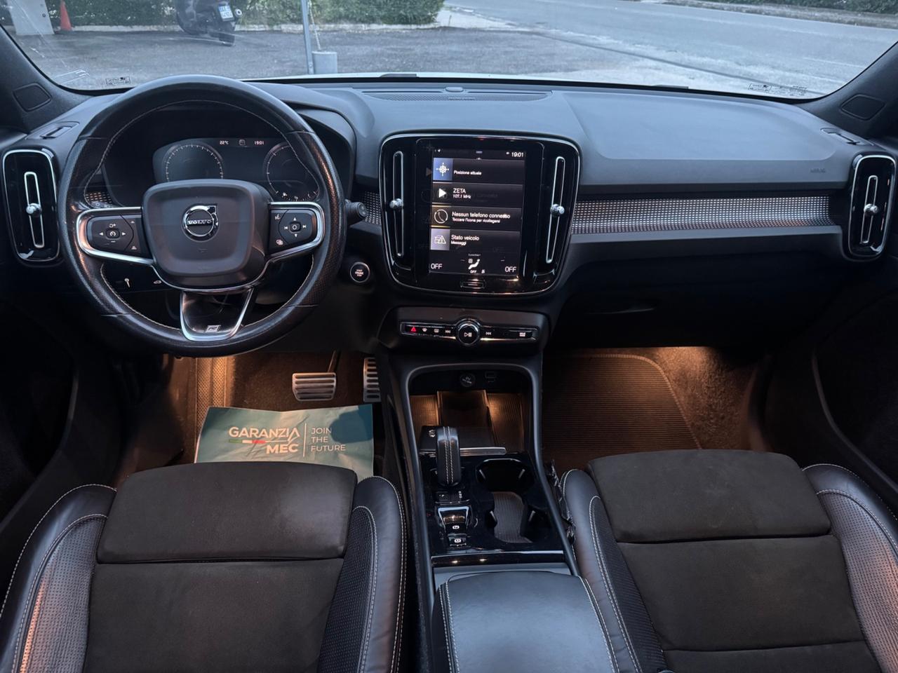 Volvo XC40 D3 AWD R-design