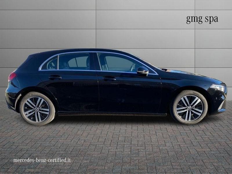 Mercedes-Benz Classe A A 180 d Sport auto