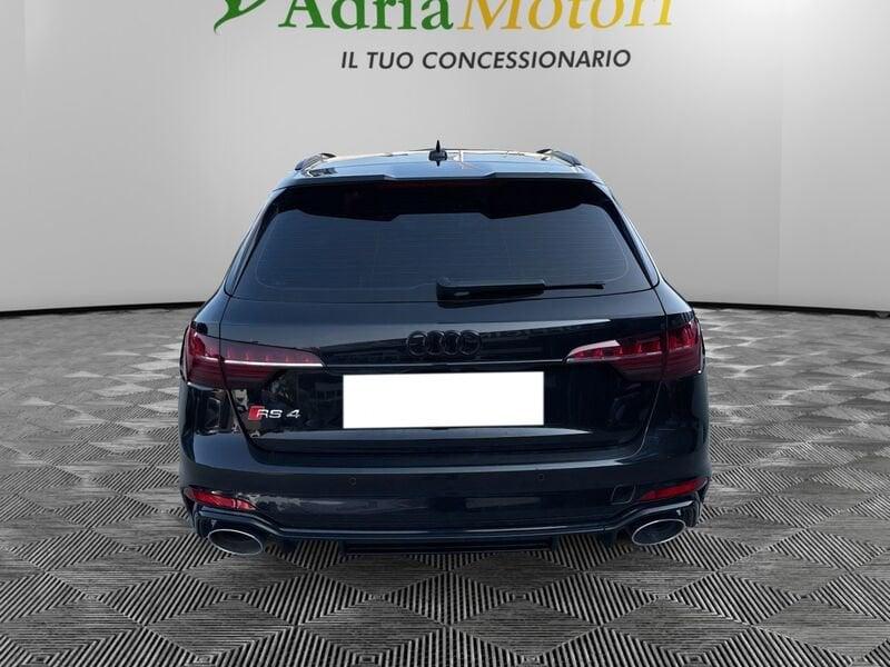 Audi A4 RS 4 Avant