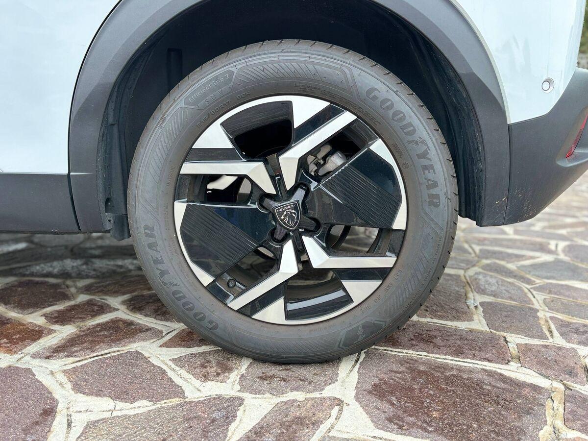 Peugeot 2008 1.2 puretech Allure s&s 130cv eat8