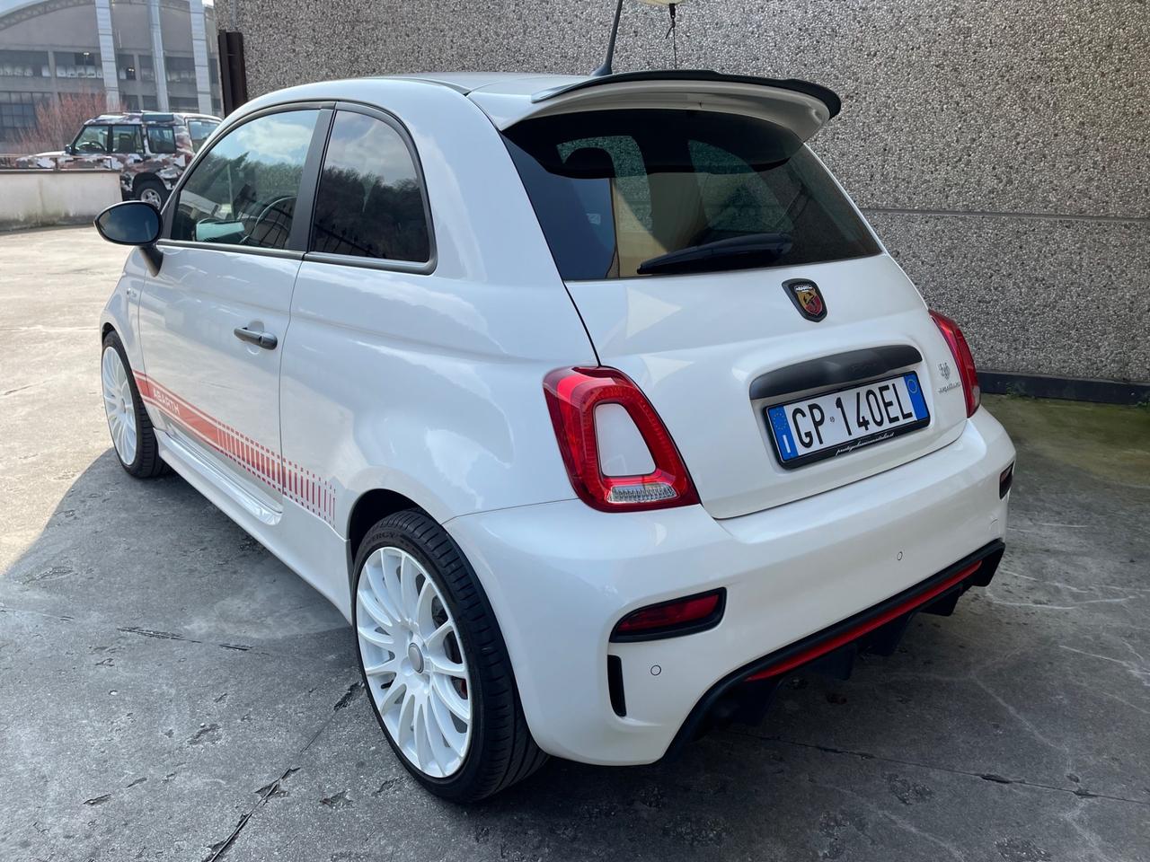 Abarth 595 1.4 Turbo T-Jet 180 CV Competizione