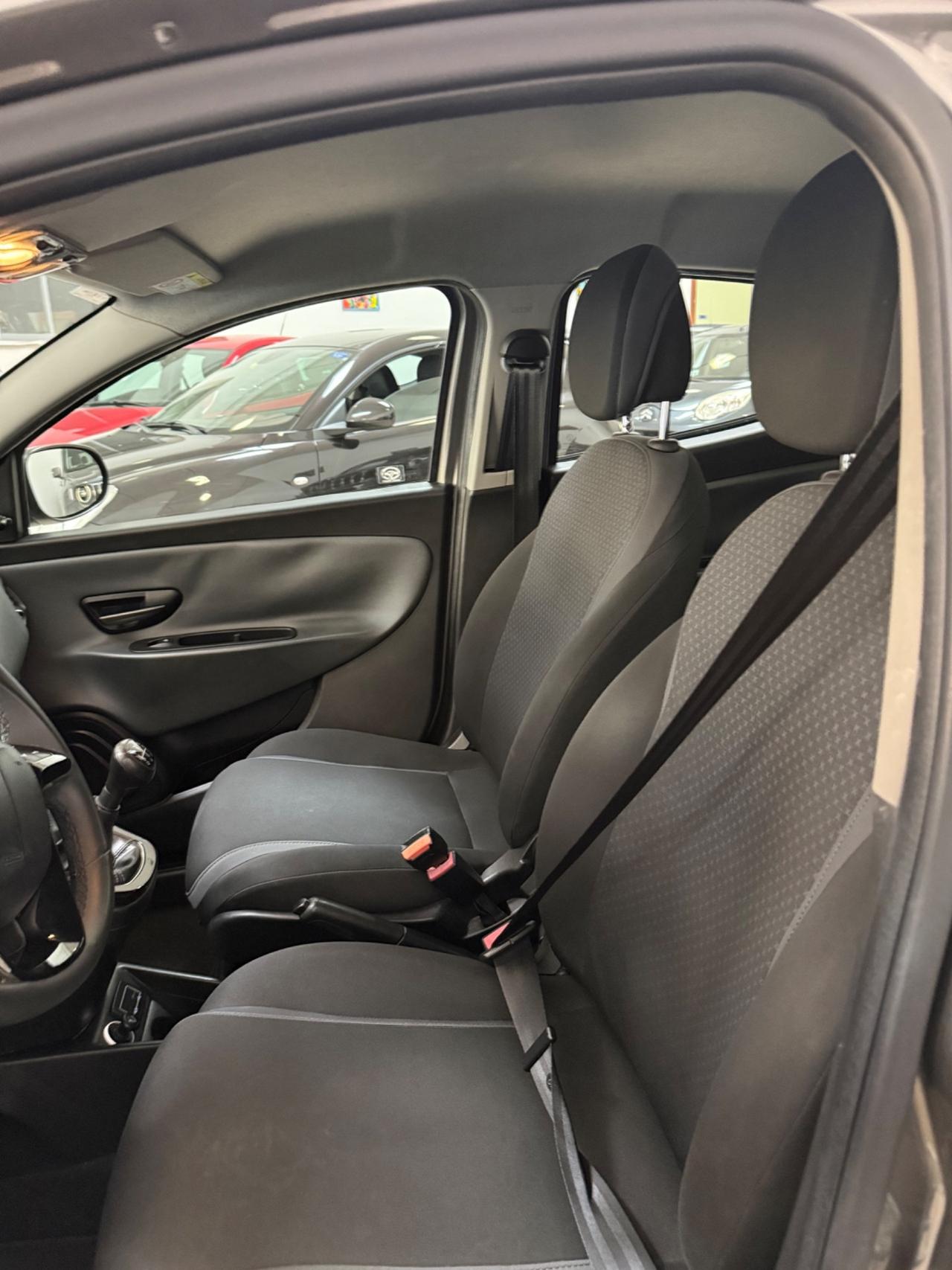 Lancia Ypsilon 1.3 MJT 16V 95 CV 5 porte S&S Platinum