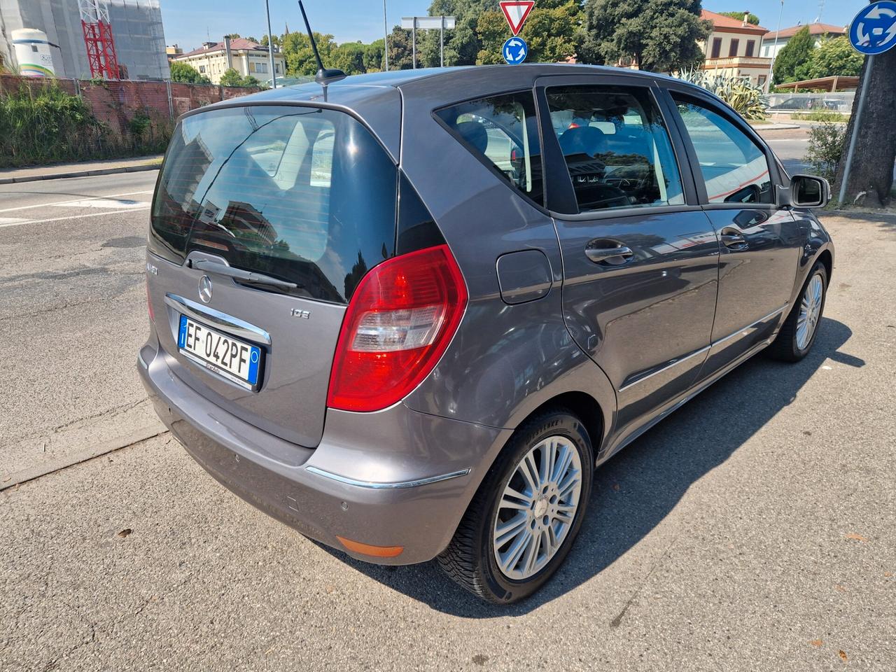 Mercedes-benz A 160