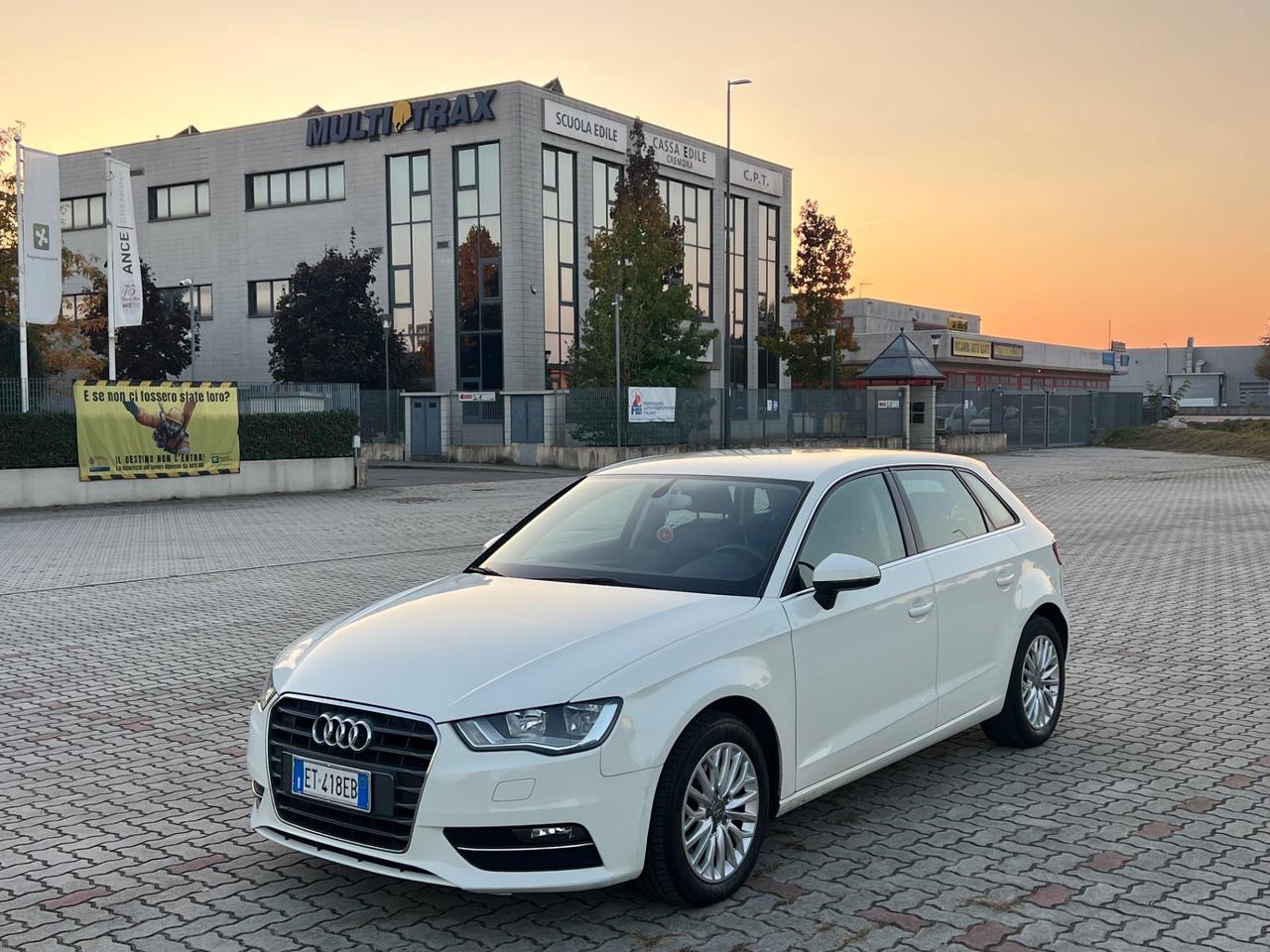 Audi A3 SPB 1.6 TDI Ambiente