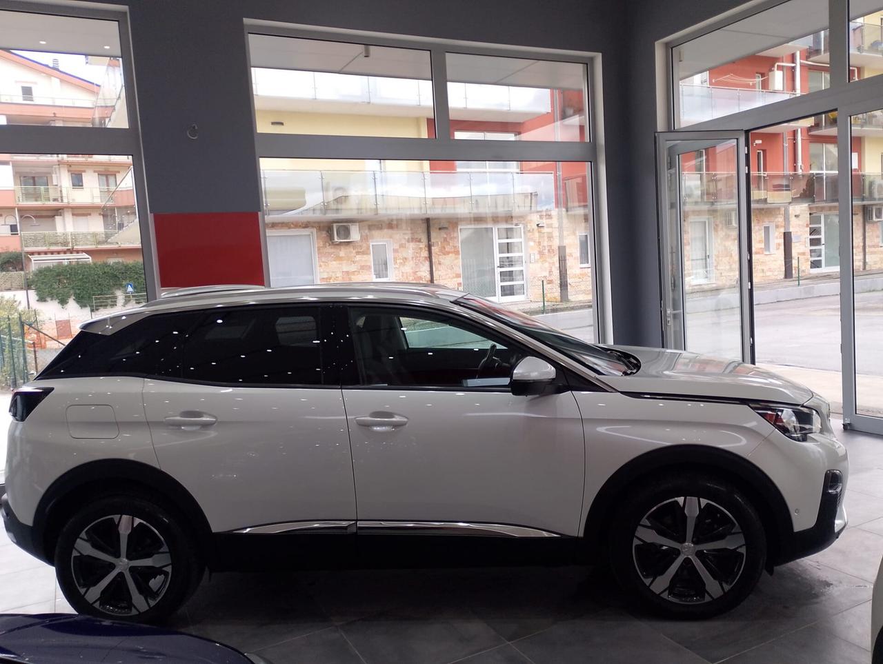 Peugeot 3008 BlueHDi 130 S&S EAT8 Allure