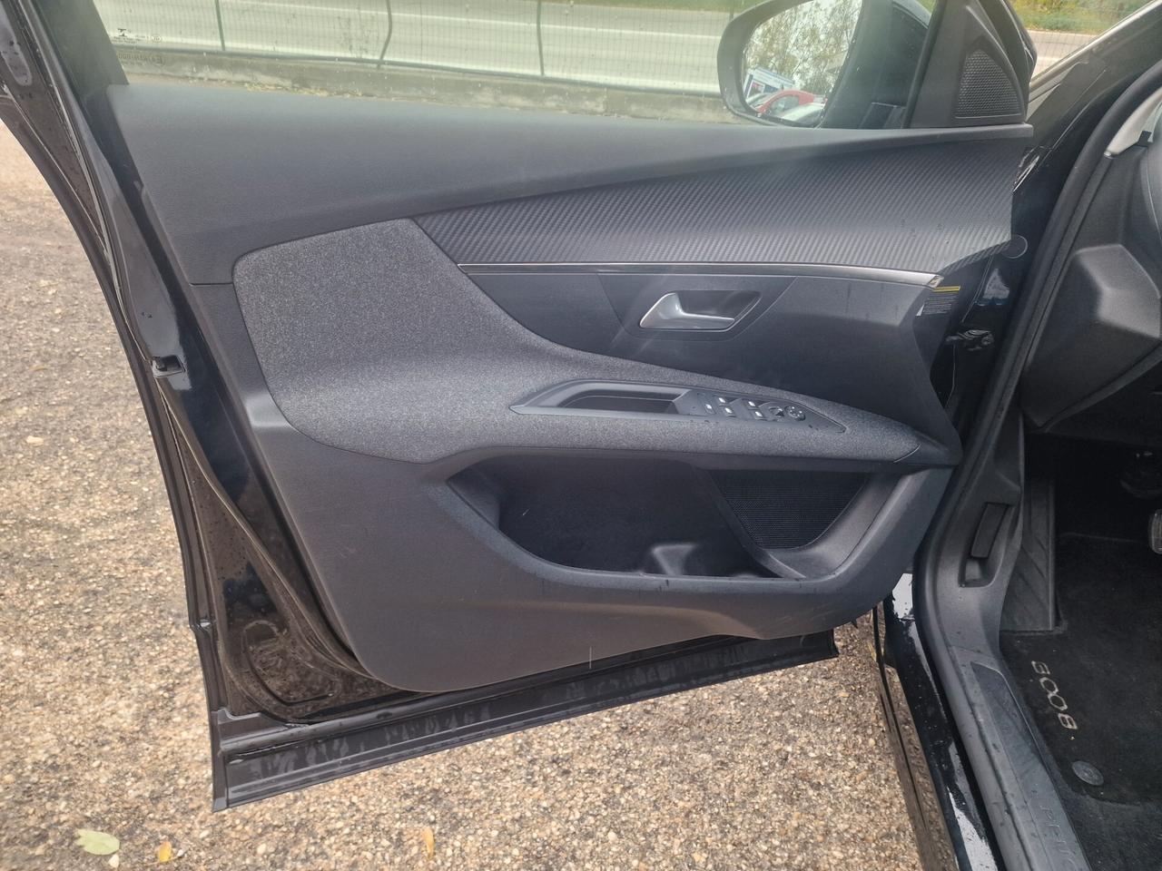 Peugeot 3008 BlueHDi 130 S&S Active Business