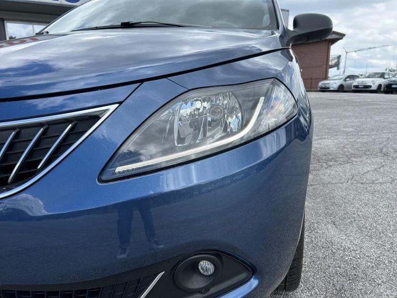 Lancia Ypsilon 1.0 FireFly Hybrid Silver 5p PROMO