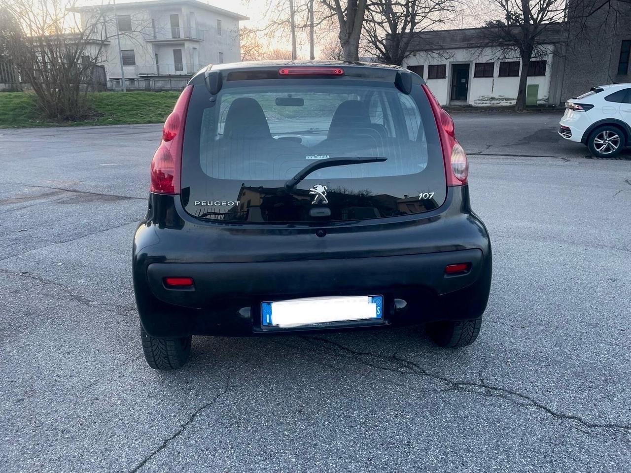 Peugeot 107 1.0 68CV 5p. Desir PER Neopatentati