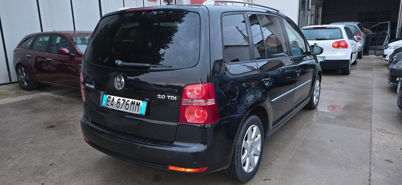 Volkswagen Touran 2.0 TDI 170CV DPF Highline