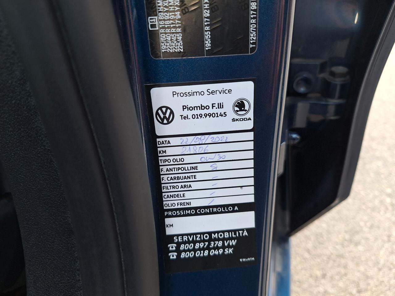 Bmw 116d 5p. Business Advantage NAV+RETROCAM - 2021