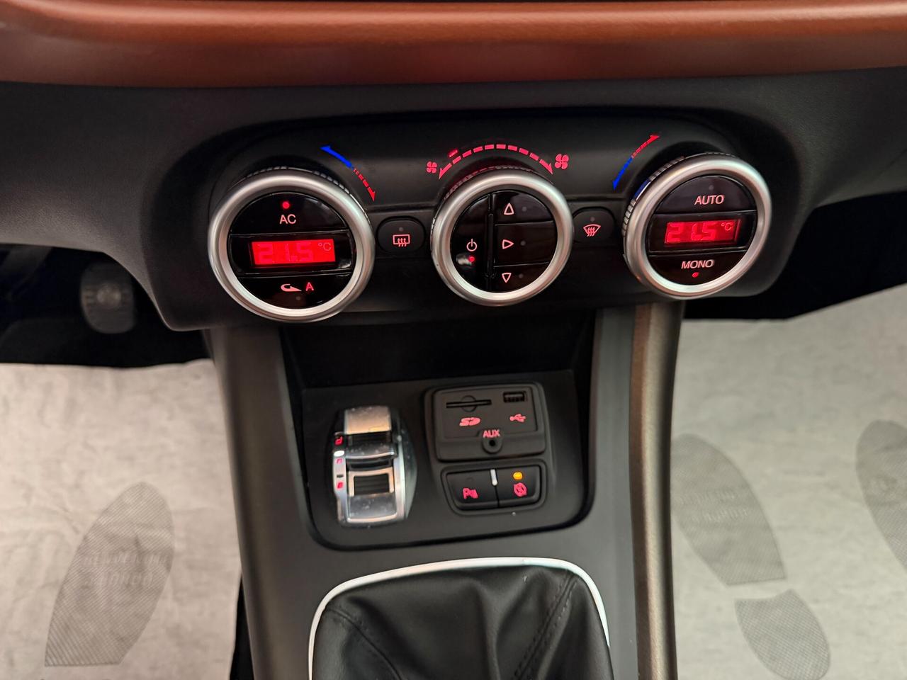 Alfa Romeo Giulietta 2.0 M.JET 150 cv. EXCLUSIVE (Tetto)