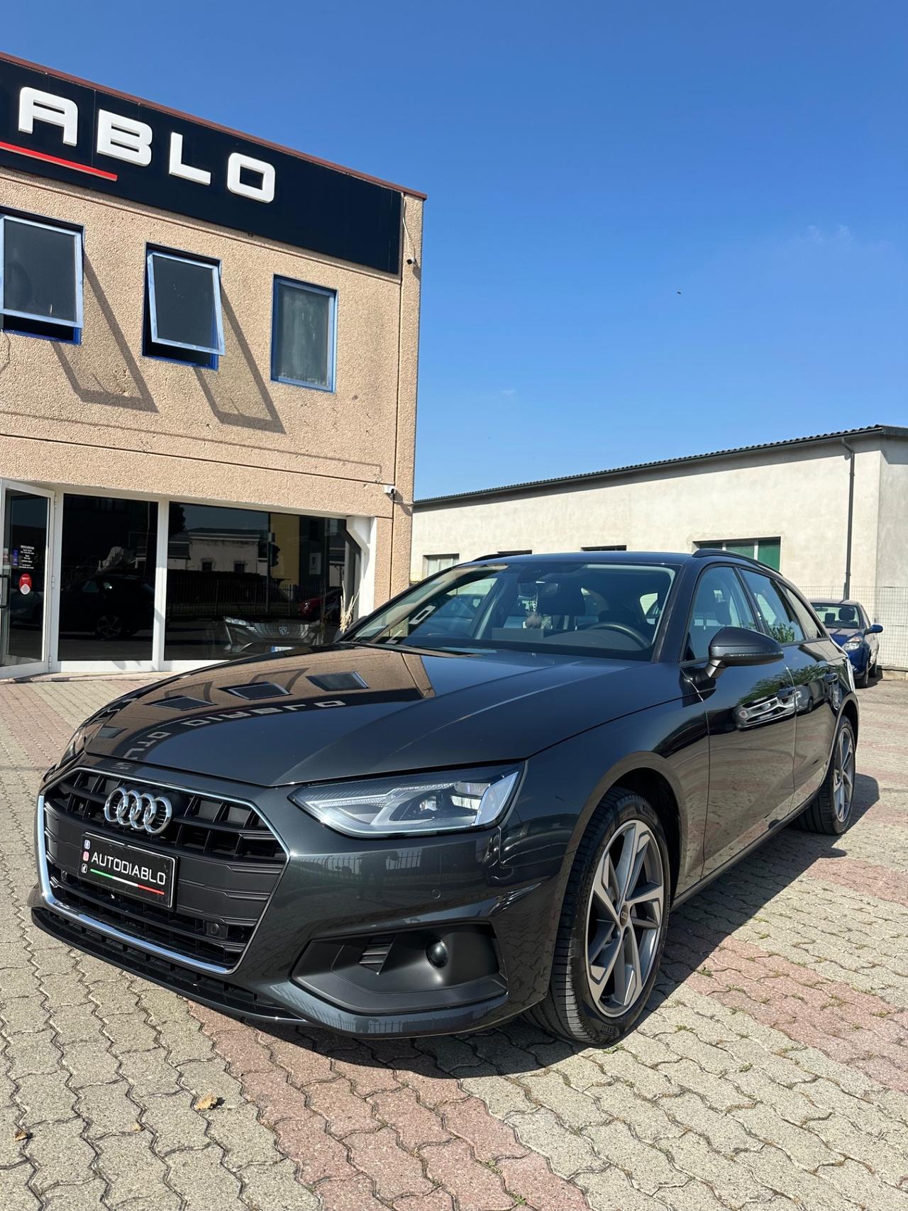 Audi A4 Avant 35 TDI/163 CV S tronic Business Advanced