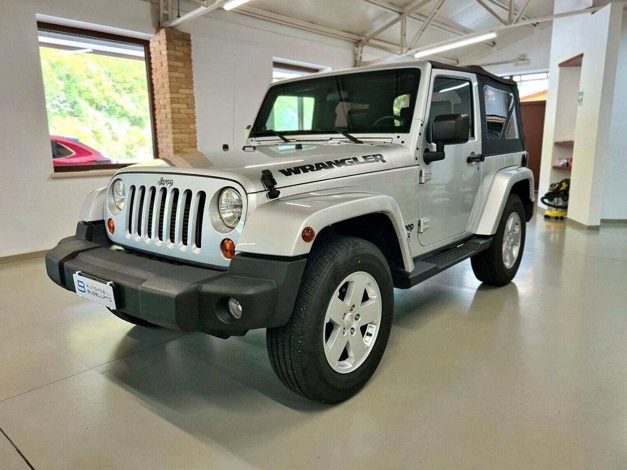 Jeep Wrangler 2.8 CRD DPF Sport Auto **Soft top/Hard top**