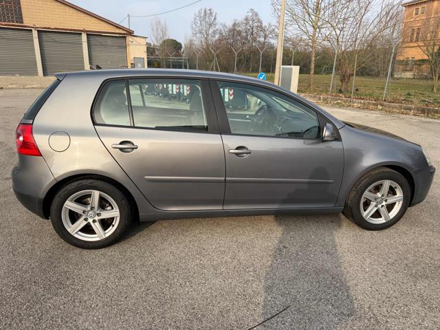 VOLKSWAGEN Golf 1.6 5p. BENZINA/GPL senza nessun lavoro da fare