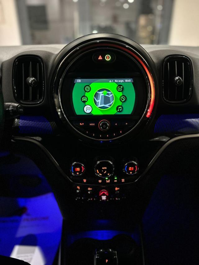 MINI Countryman Countryman 1.5 One D Hype (LED/Navi/Auto/BT)