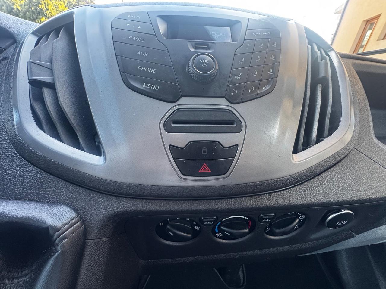 Ford Transit Custom 270 2.0 TDCi 130 PC Furgone Entry