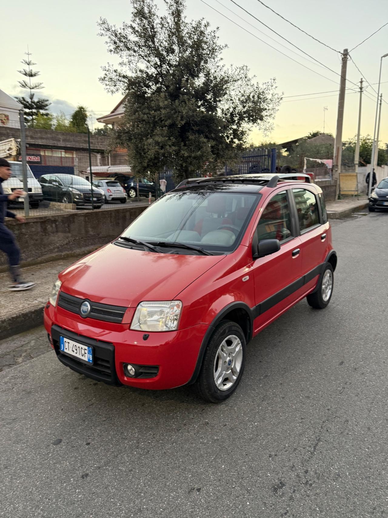 Fiat Panda 1.2 4x4 Climbing tetto apribile