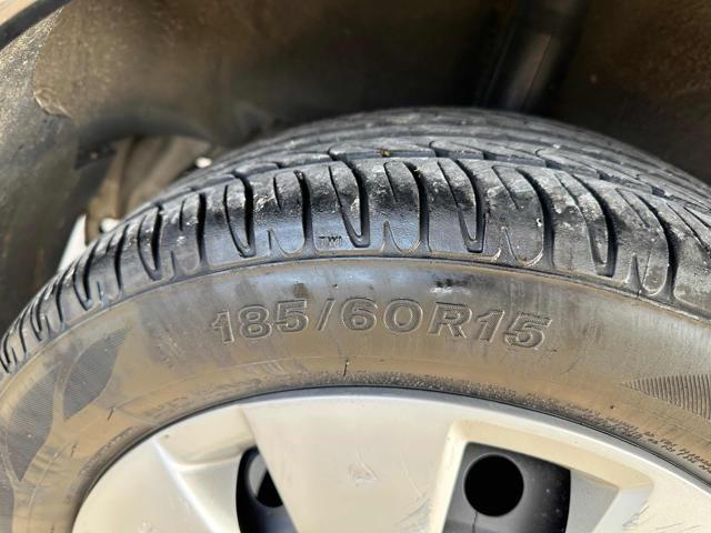 TOYOTA Yaris 1.0 3 porte OK NEPATENTATI BLUETHOOT