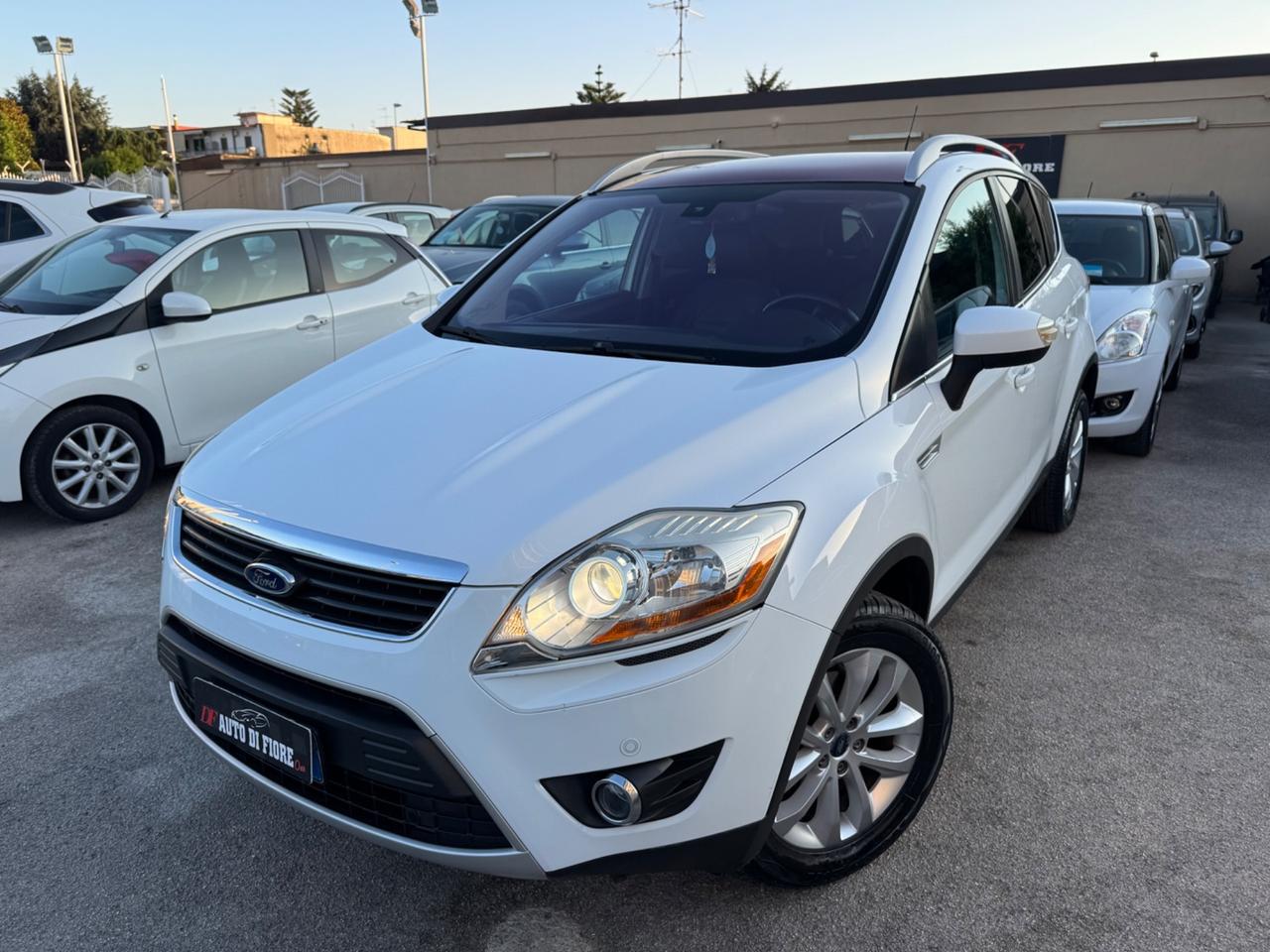 Ford Kuga 2.0 TDCi 136 CV 4WD Titanium TETTO PELLE