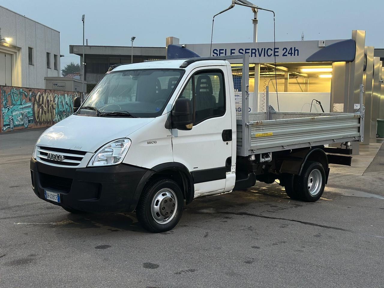 Iveco Dailly Ribalabile