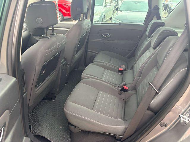 RENAULT Scenic Scenic III X-Mod Cross X-Mod Cross 1.5 dci Energy