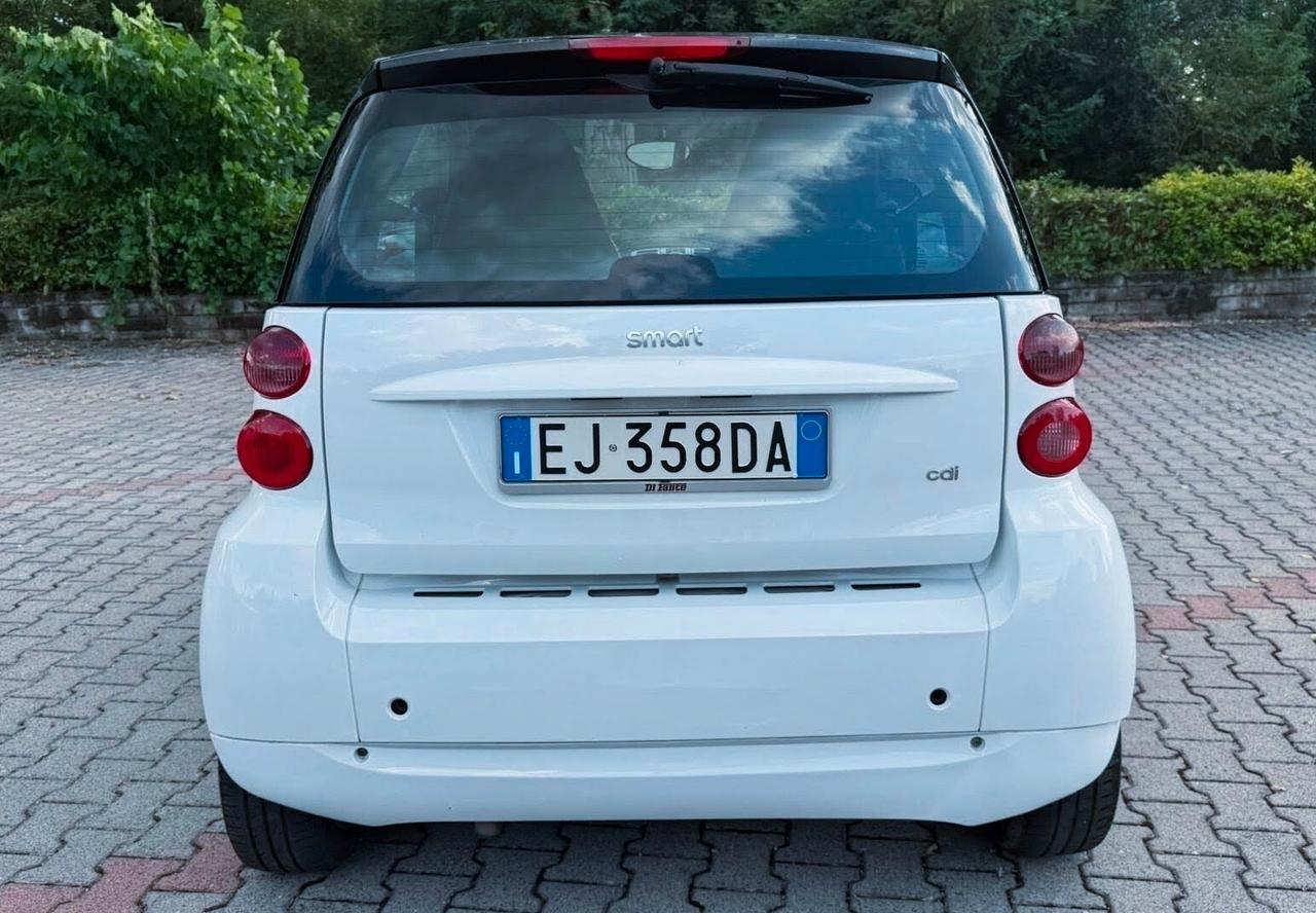 Smart ForTwo 800 40 kW coupé passion cdi