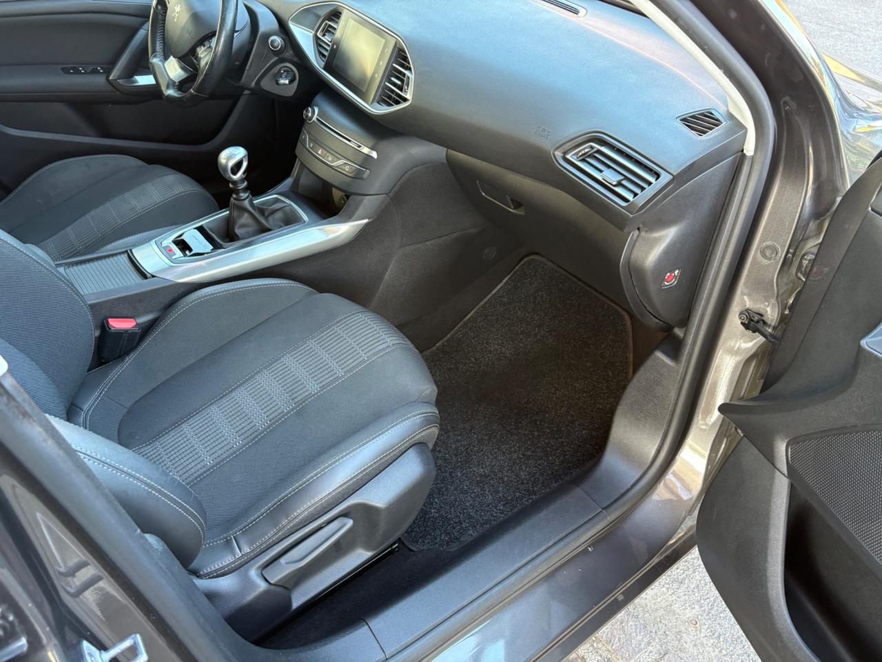 Peugeot 308 BlueHDi 130 S&S SW GT Line