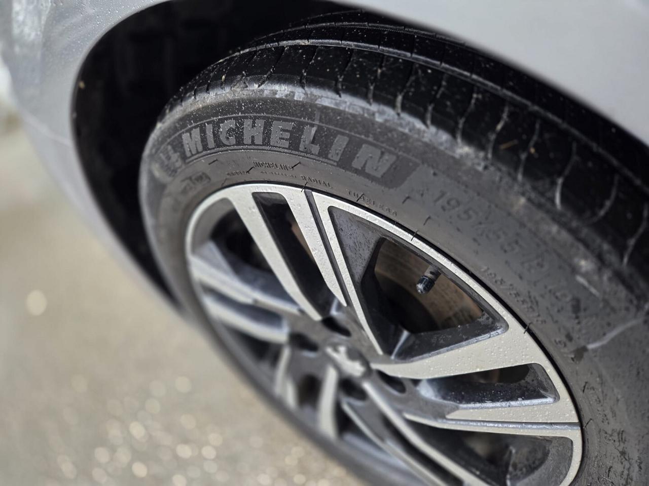 PEUGEOT 208 PURETECH 100 S&S 5 PORTE ALLURE PACK