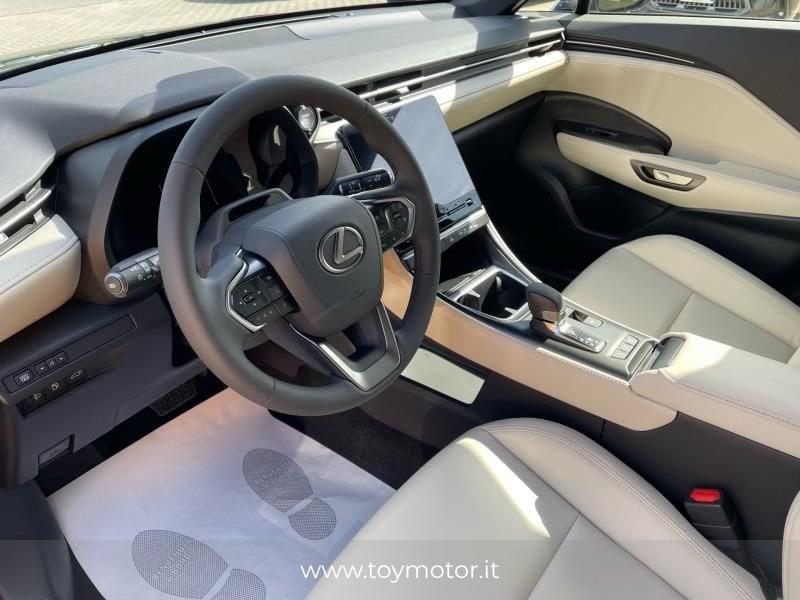 Lexus LBX Hybrid Elegant