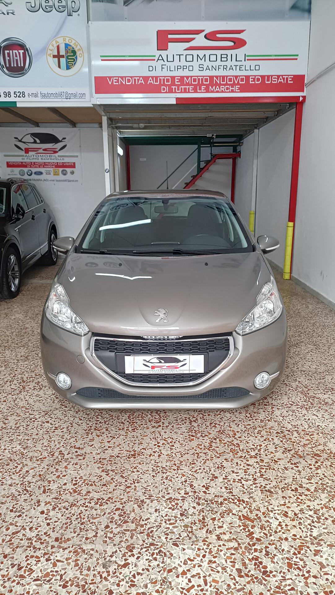 Peugeot 208 1.4 HDi 68 CV 5 porte Active