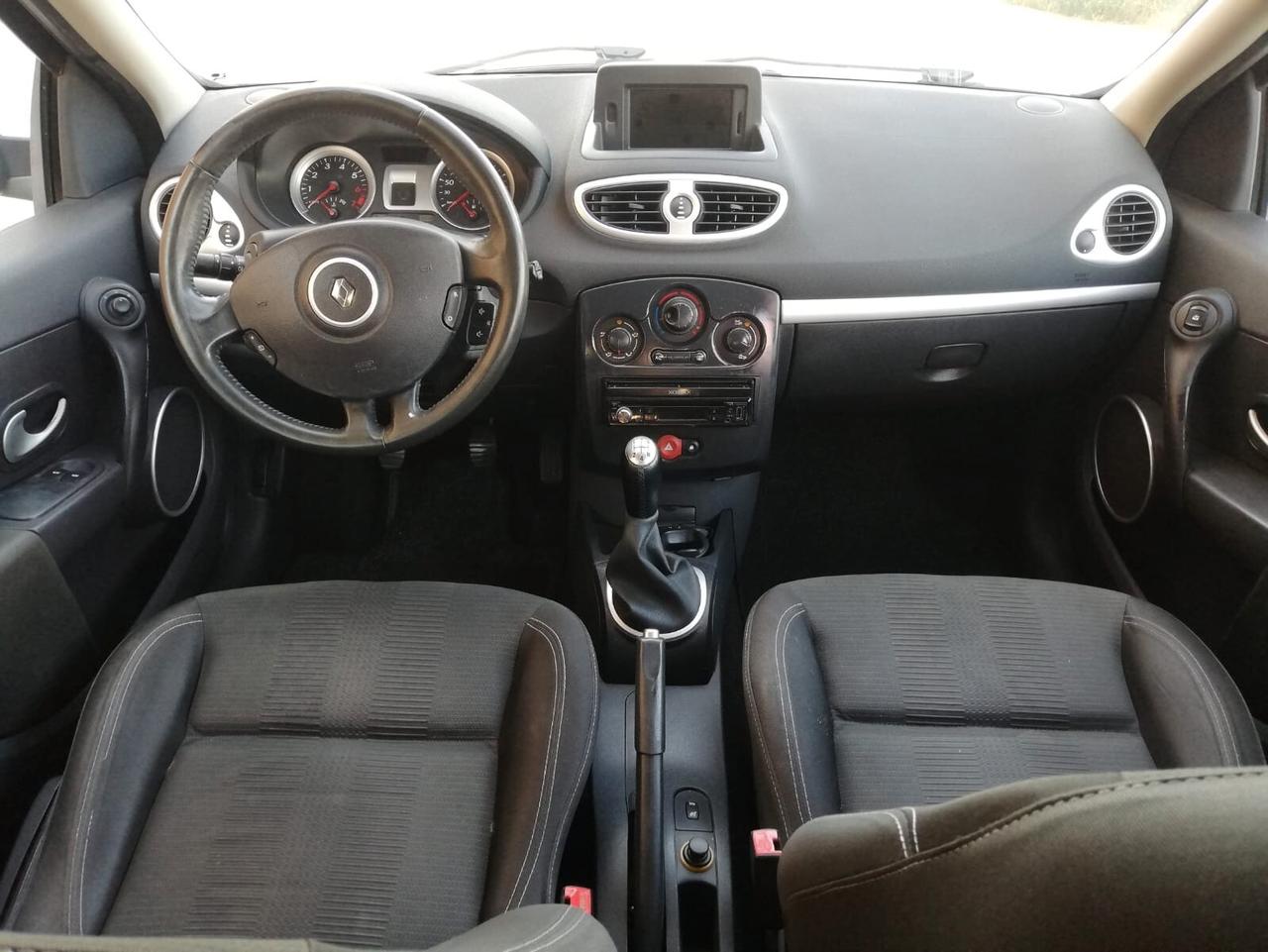 Renault Clio 1.2 16V 5 porte Dynamique