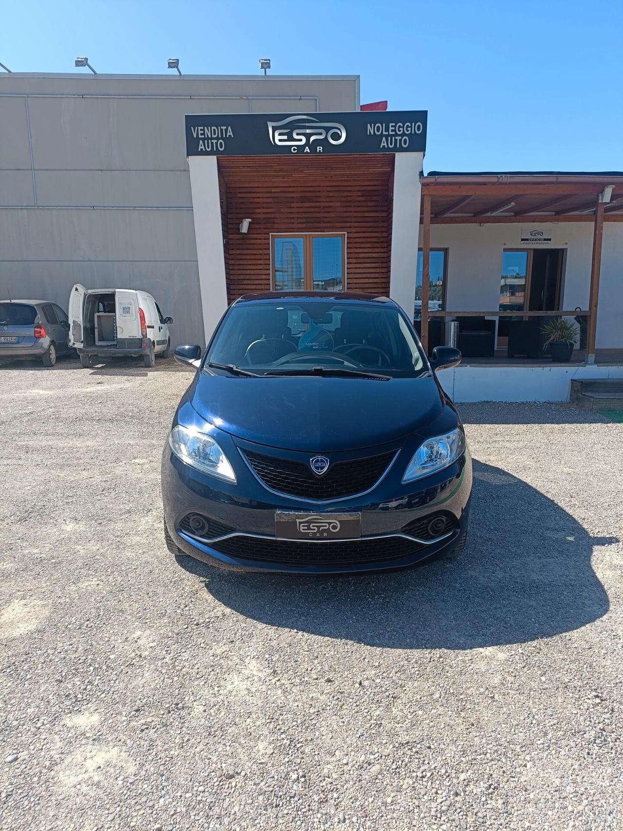 Lancia Ypsilon 1.3 MJT 16V 95 CV 5 porte S&S Silver