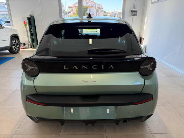 LANCIA Ypsilon Hybrid e-DCT*PACK TECH*INFOTA*NAVI KM0
