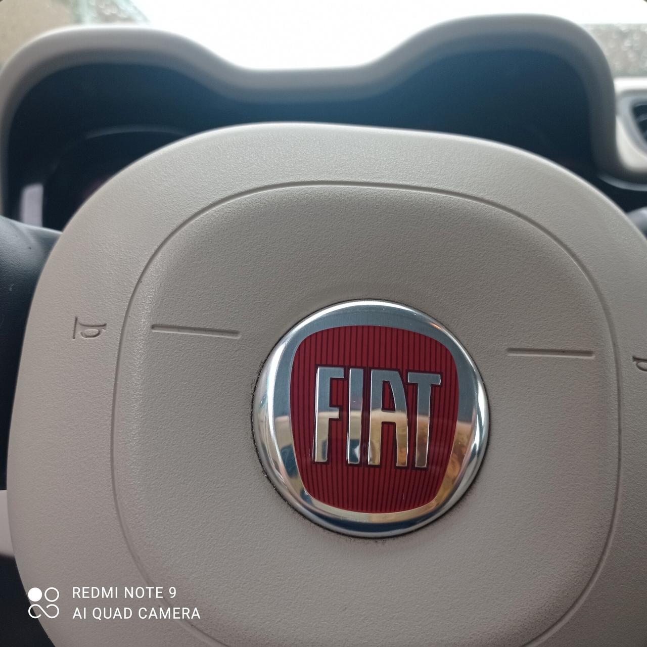 Fiat Panda 0.9 TwinAir Turbo Natural Power Lounge
