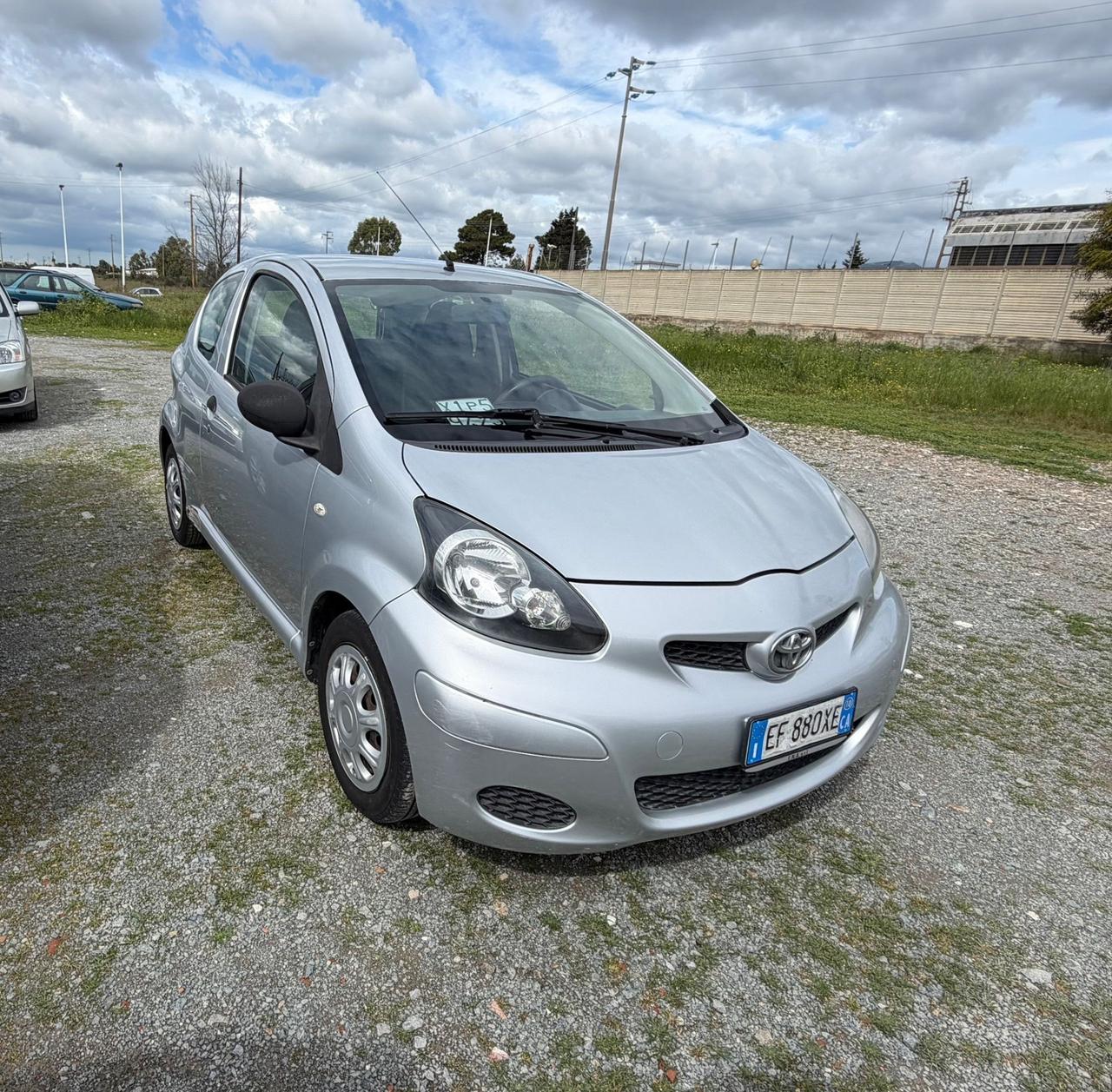 Toyota Aygo 1.0 Benzina - Neopatentati- Clima