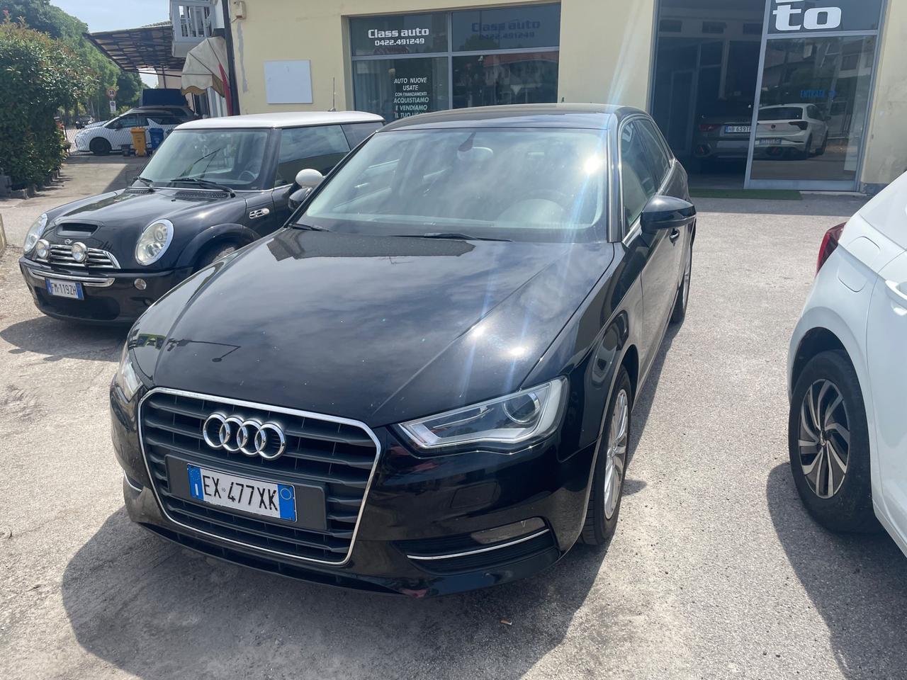 Audi A3 Sedan 1.6 TDI clean diesel S tronic Ambiente