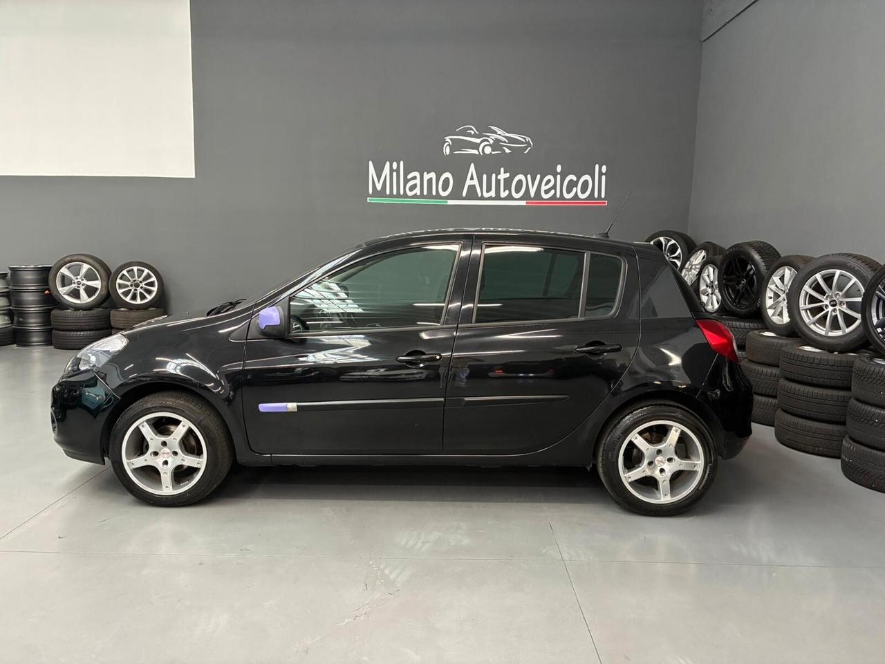 Renault Clio 1.2 16V 5 porte Live!