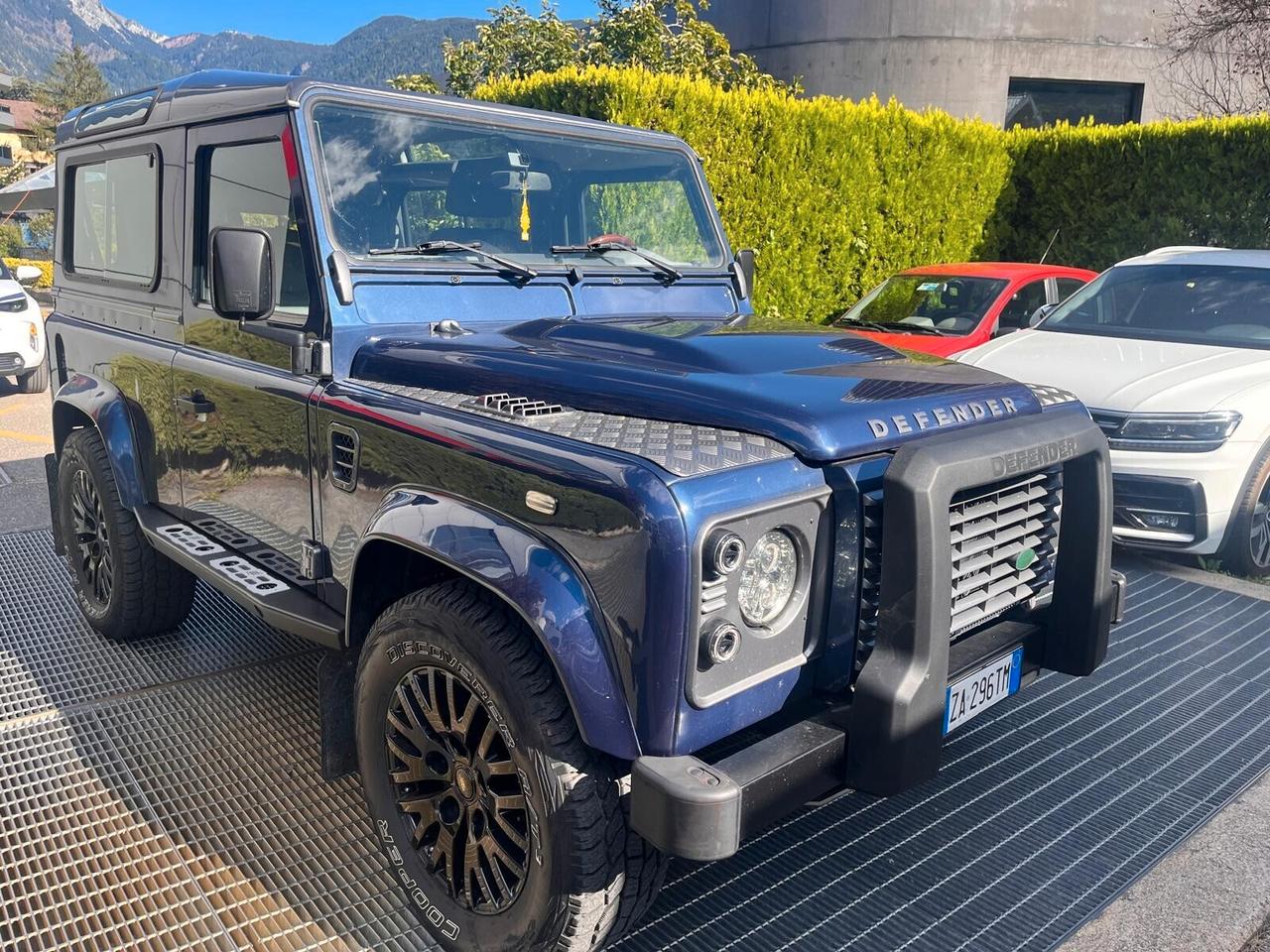 Land Rover Defender 90 2.4 TD4 Pick Up E