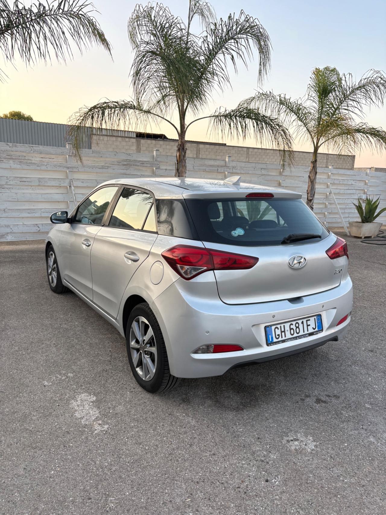 Hyundai i20 1.1 diesel 5 porte in pronta consegna