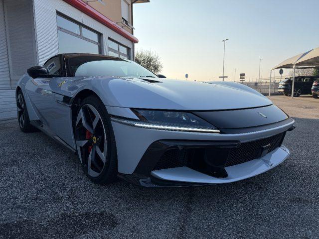 FERRARI 12 Cilindri 12 CILINDRI